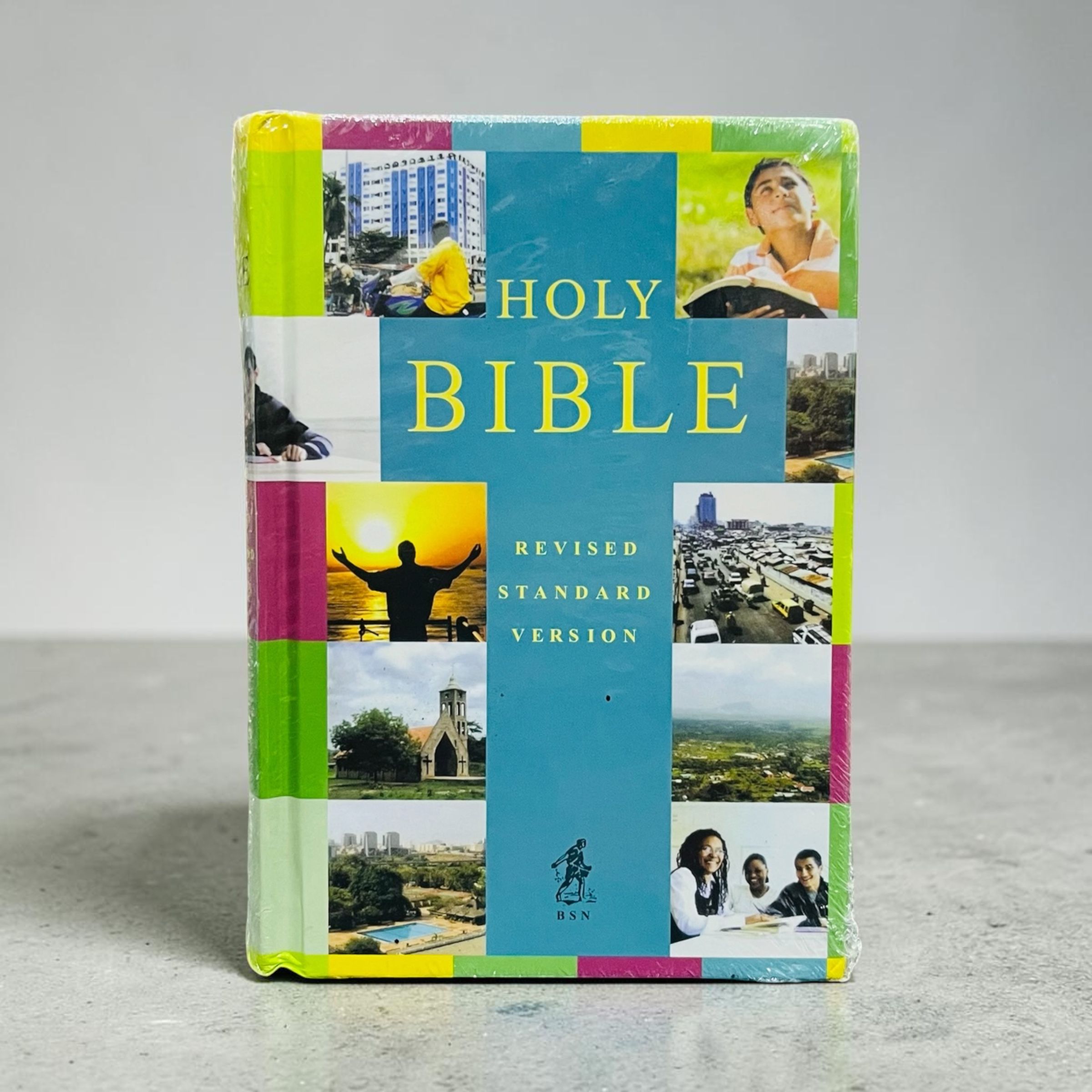 HOLY BIBLE – WORDS OF CHRIST IN RED